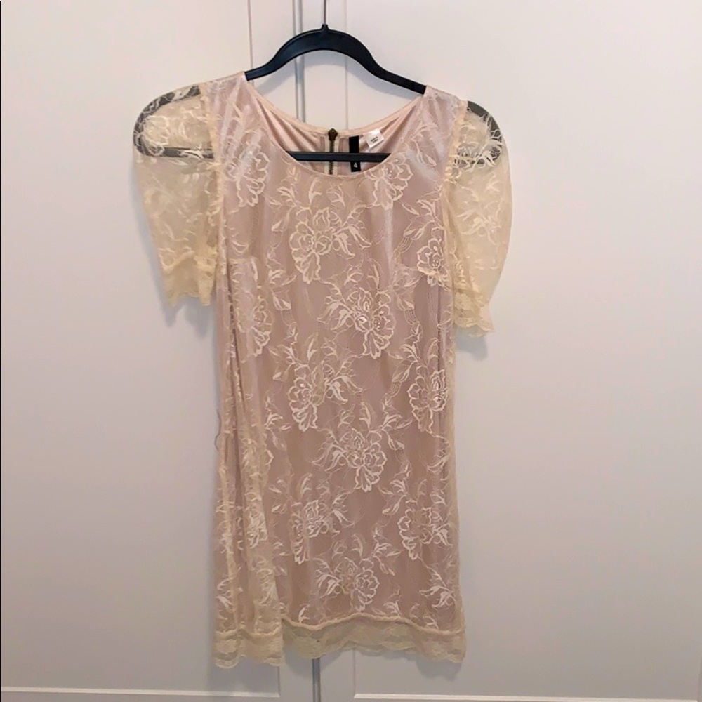 All Over lace puffed sleeve cocktail dress